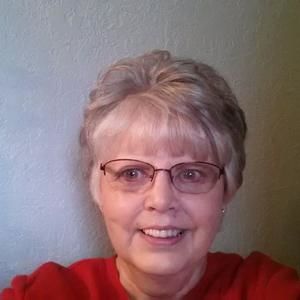 Meet your Posher, Mona